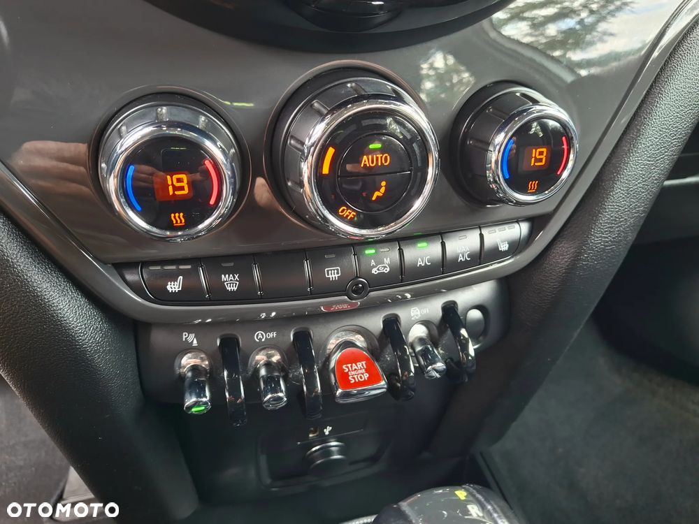 MINI Countryman Cooper ALL4 Classic Trim - 30