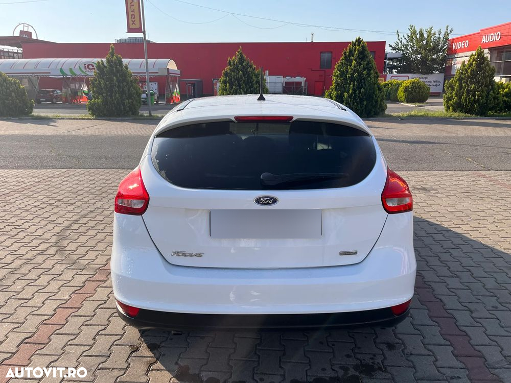 Ford Focus 1.0 EcoBoost Active - 3