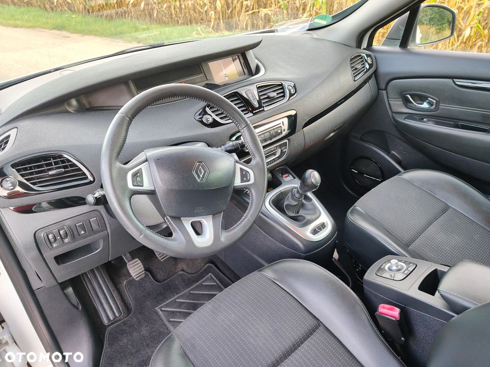 Renault Scenic 1.4 16V TCE Bose Edition - 14