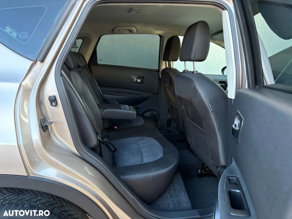 Nissan Qashqai - 10
