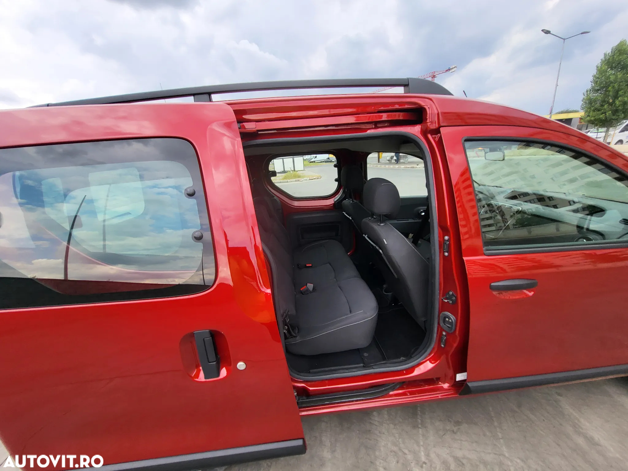 Dacia Dokker TCe 102 GPF Laureate - 4