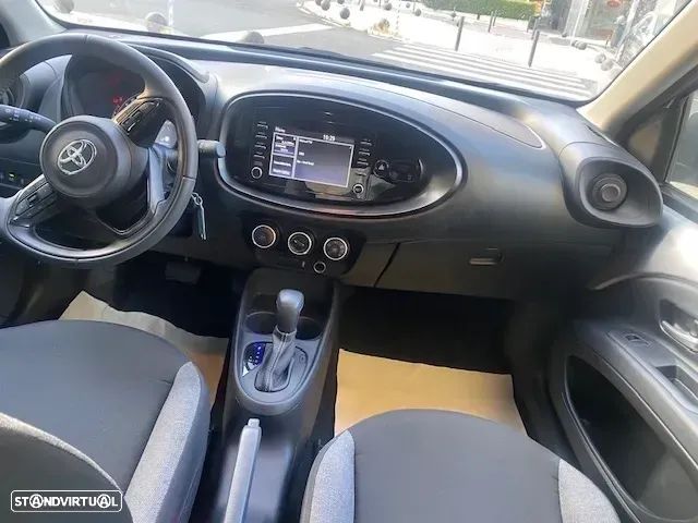 Toyota Aygo X 1.0 Pulse CVT - 6