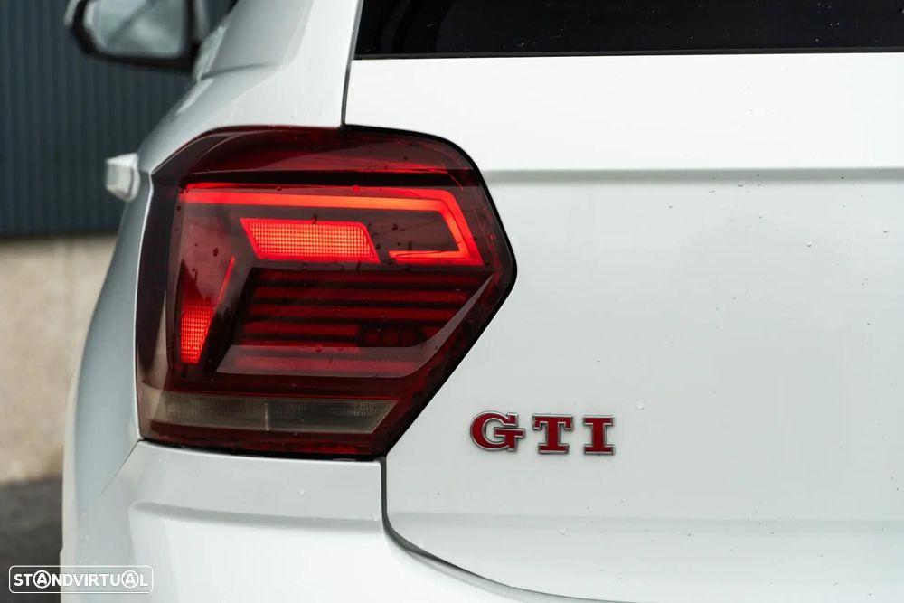 VW Polo 2.0 TSI DSG GTI - 33