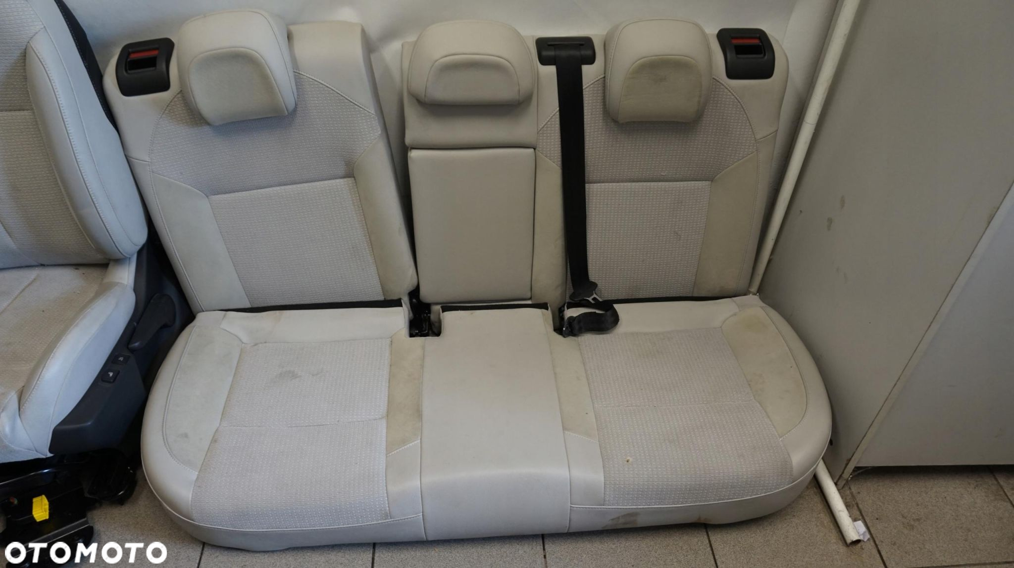 KANAPA FOTELE DO VANA CITROEN C4 II B7 - 7