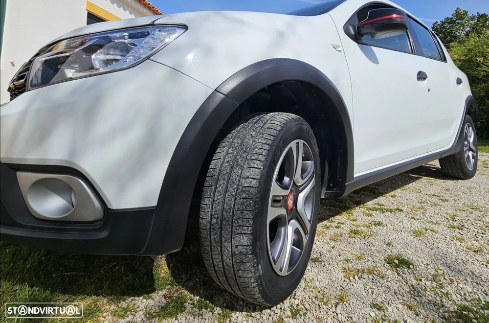 Dacia Sandero 0.9 TCe SL Adventure Bi-Fuel - 8