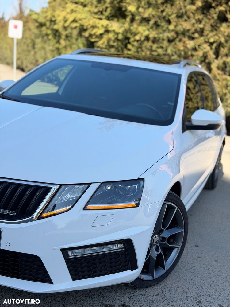 Skoda Octavia 2.0 TDI DSG RS - 11