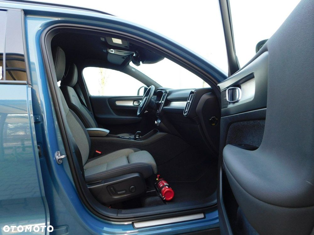 Volvo XC 40 - 11