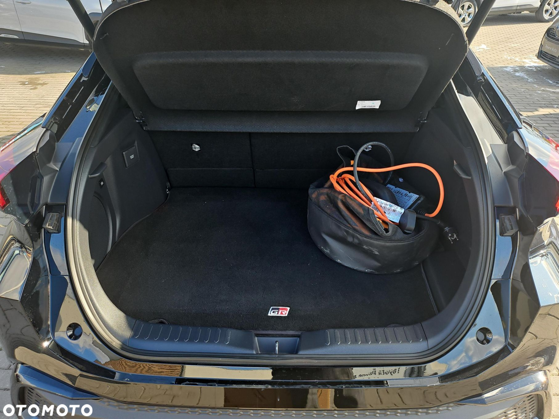 Toyota C-HR - 14