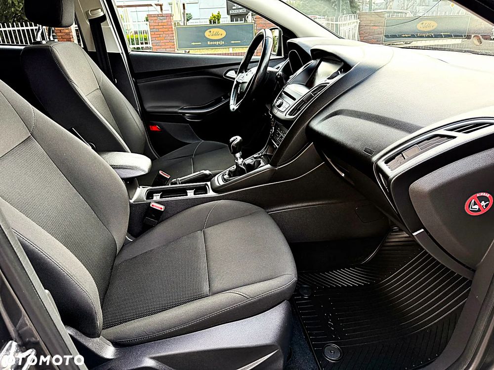 Ford Focus 1.6 TDCi DPF Start-Stopp-System Titanium - 20