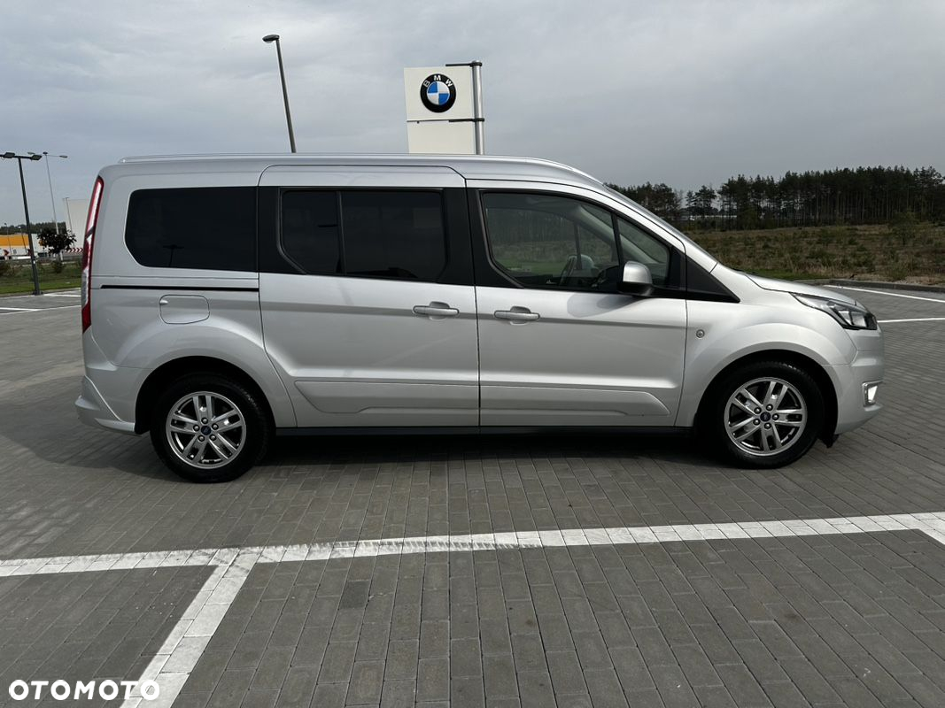 Ford Tourneo Connect Grand - 10