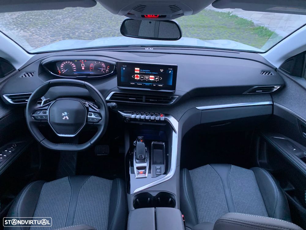 Peugeot 3008 1.5 BlueHDi Allure Pack EAT8 - 18