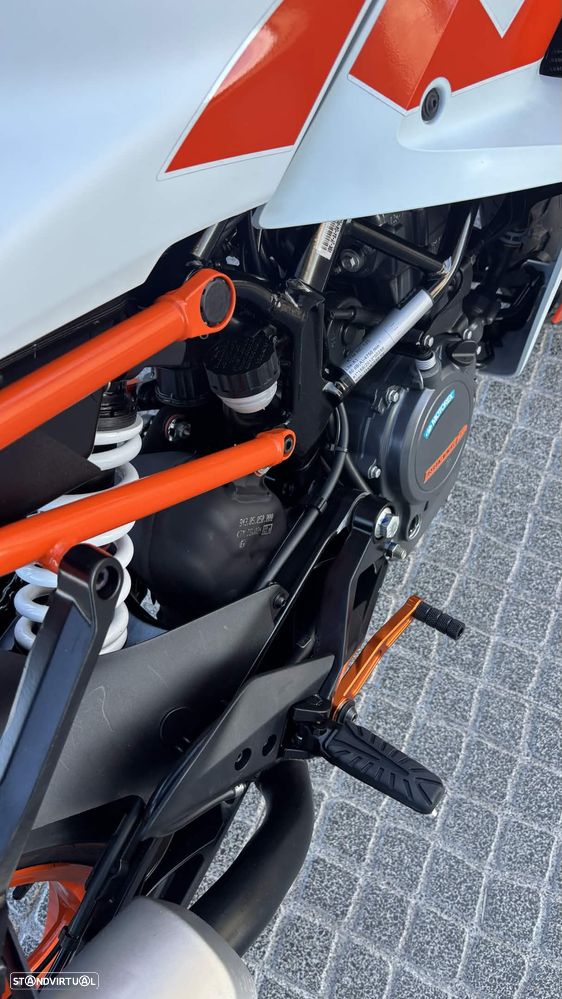 KTM 125 RC - 8