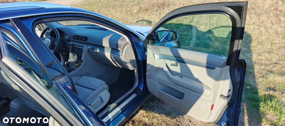 Audi A4 Avant 2.0 TDI DPF - 19