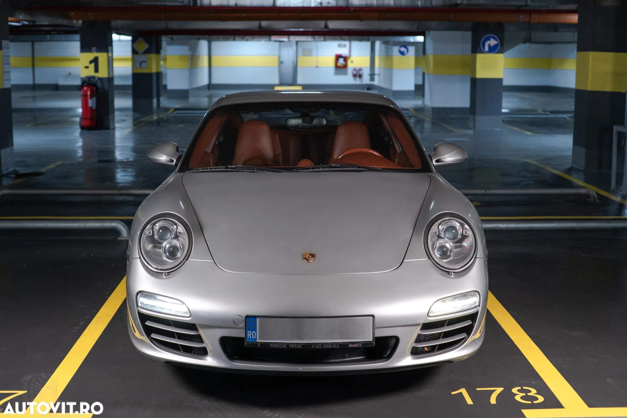Porsche 911 - 4