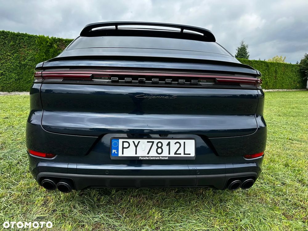 Porsche Cayenne - 4