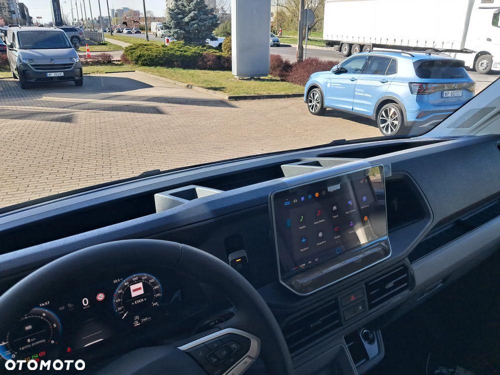 Volkswagen Crafter - 11