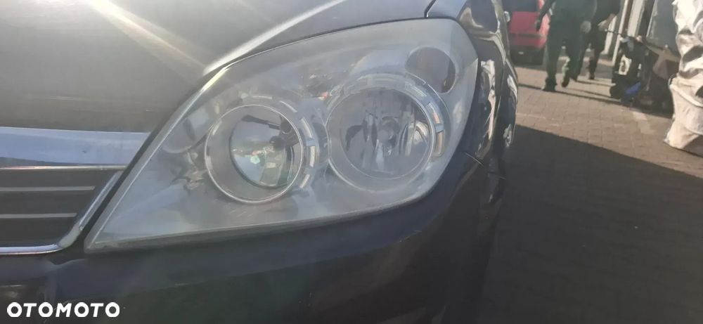 Opel Astra H kombi 1,6 Z16XEI na części - 12