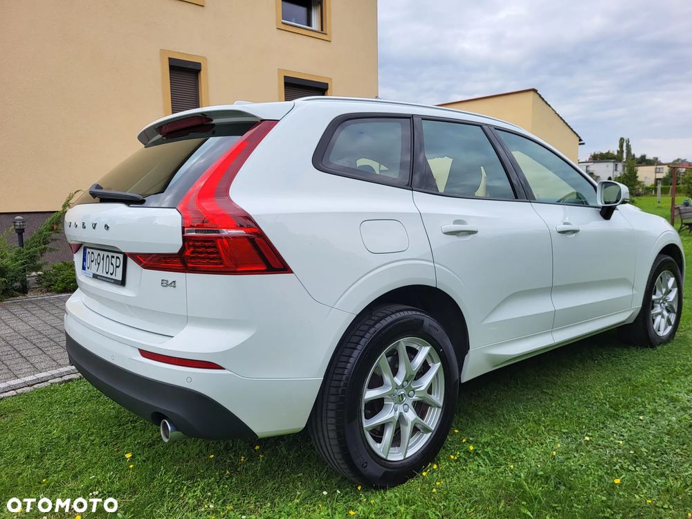 Volvo XC 60 B4 B Momentum - 6
