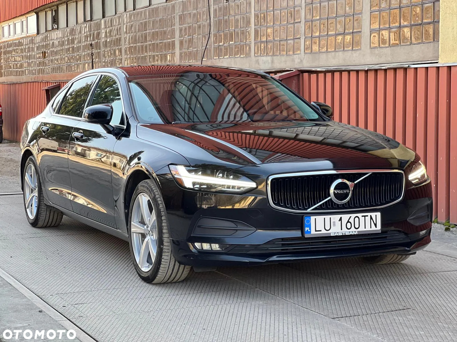 Volvo S90 T5 Momentum - 2