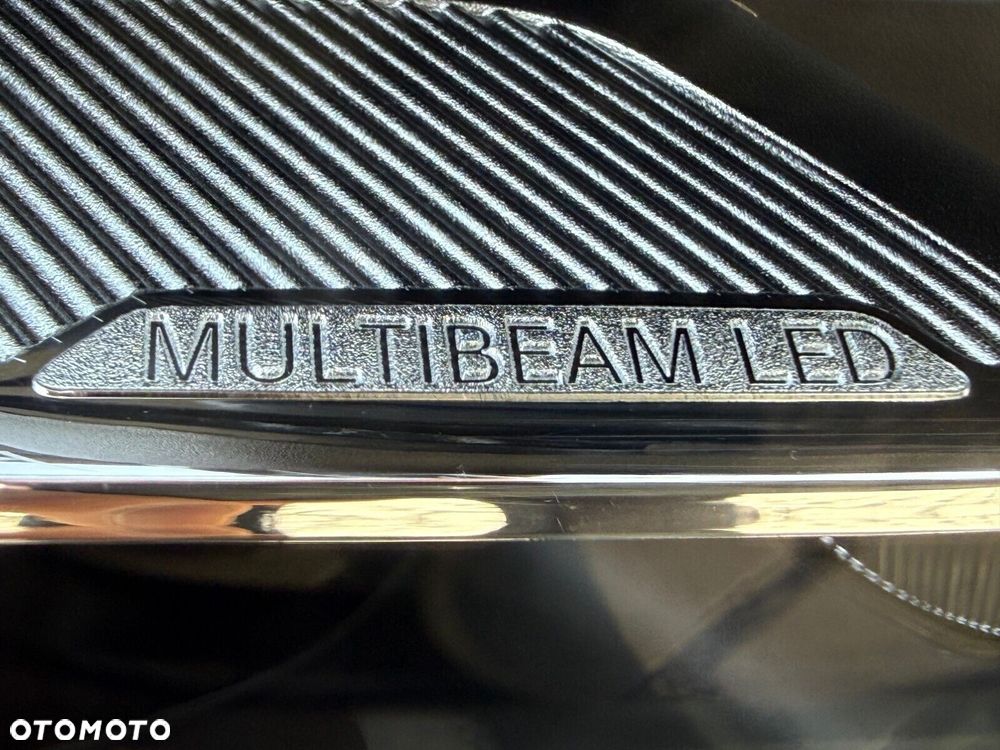 Mercedes-Benz GLB - 12