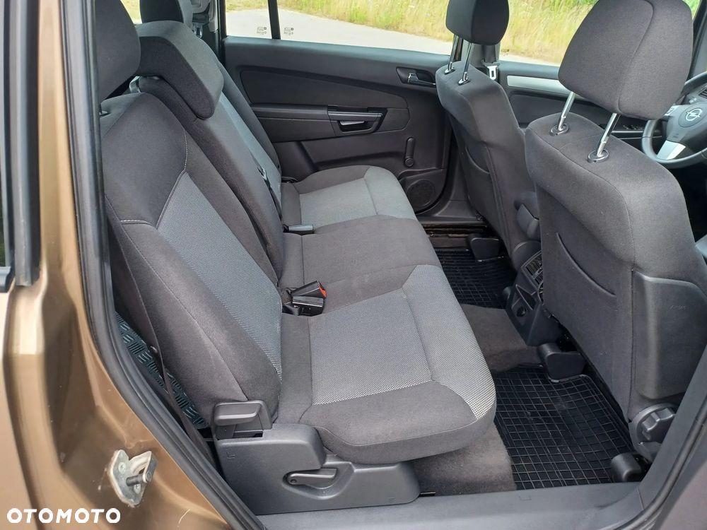 Opel Zafira 1.6 ecoFLEX Family - 30