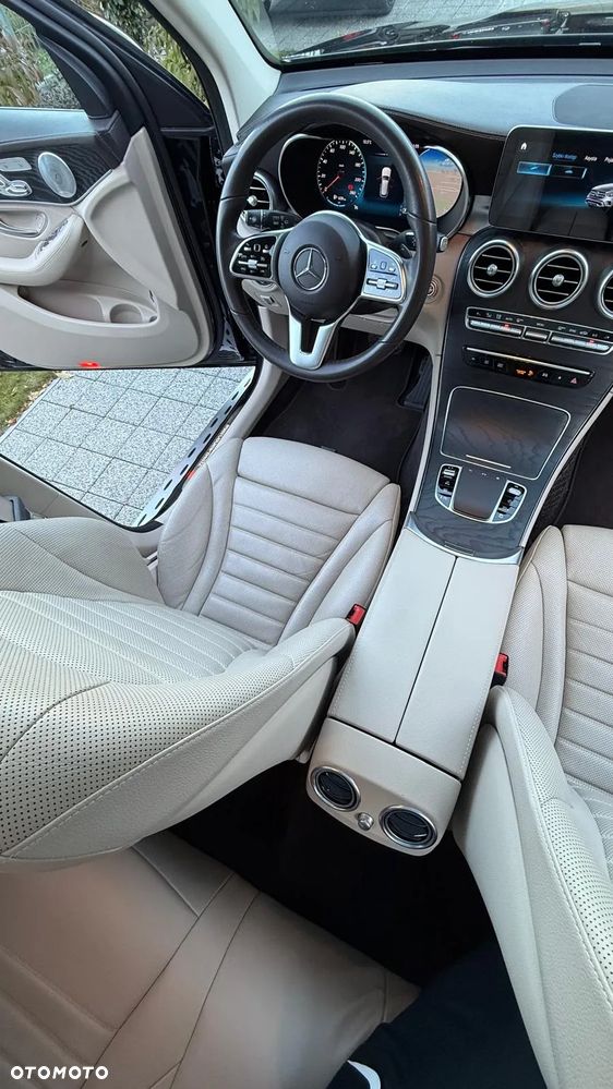 Mercedes-Benz GLC 220 d 4-Matic - 11