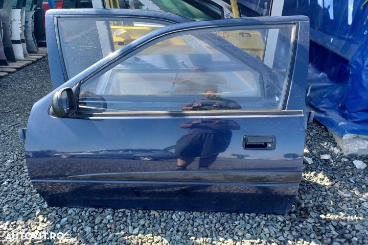 Usa stanga Suzuki Swift 2 (facelift)  [din 1996 pana  2004] seria Hatchback 3-usi 1.0 AT (53 hp) - 1