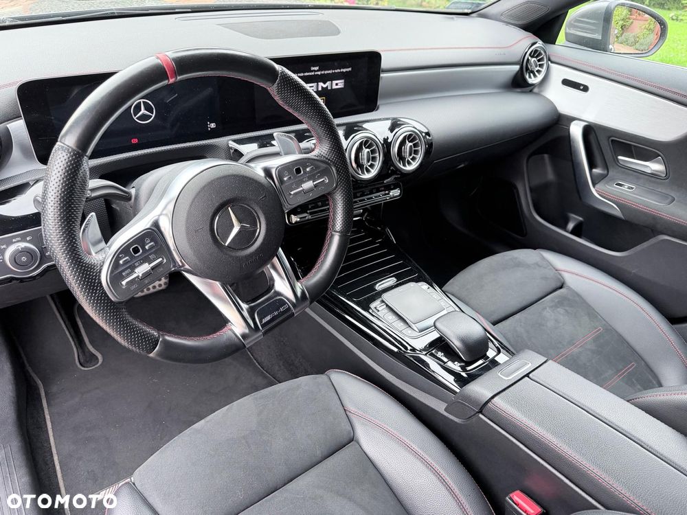 Mercedes-Benz CLA AMG 35 4-Matic 7G-DCT - 12
