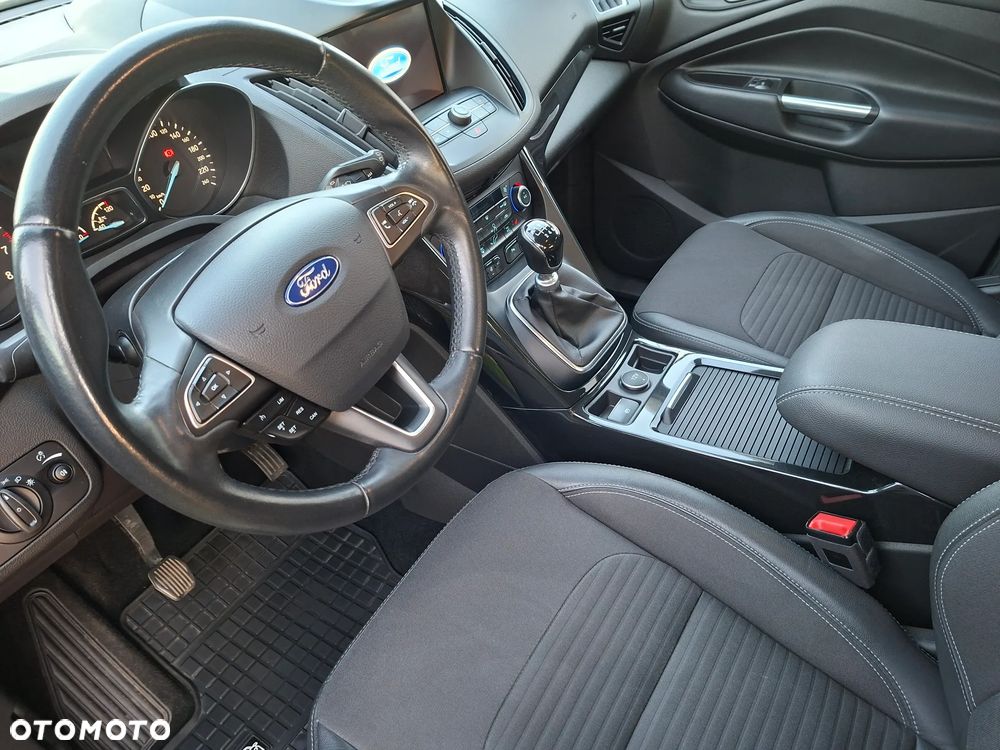 Ford Kuga 1.5 EcoBoost FWD Titanium ASS - 10