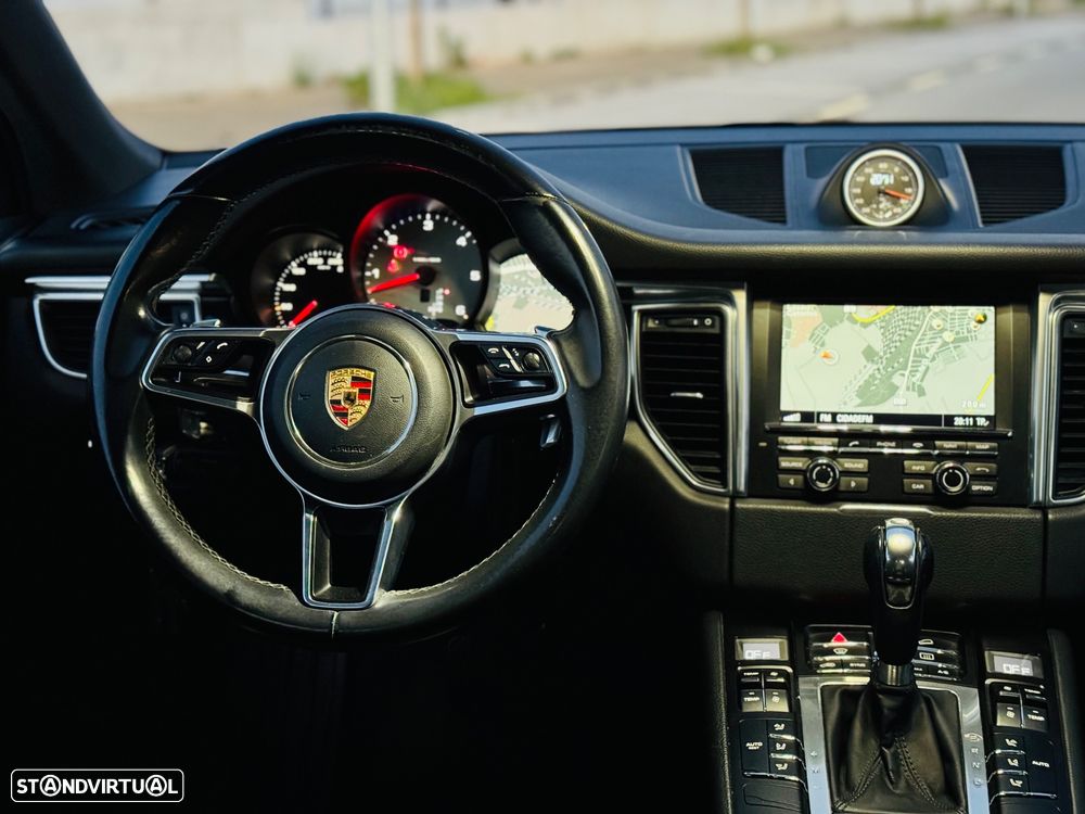 Porsche Macan S - 13