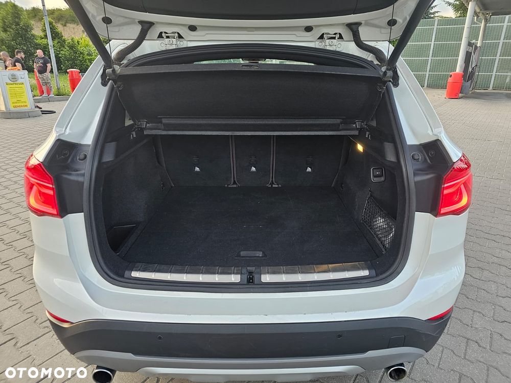 BMW X1 - 13