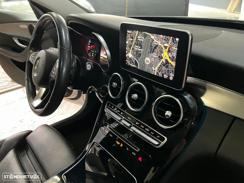 Mercedes-Benz C 300 BlueTEC Hybrid Avantgarde - 21