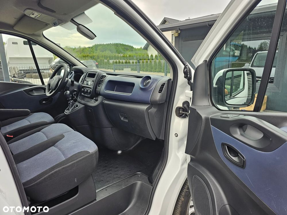 Opel Vivaro - 6