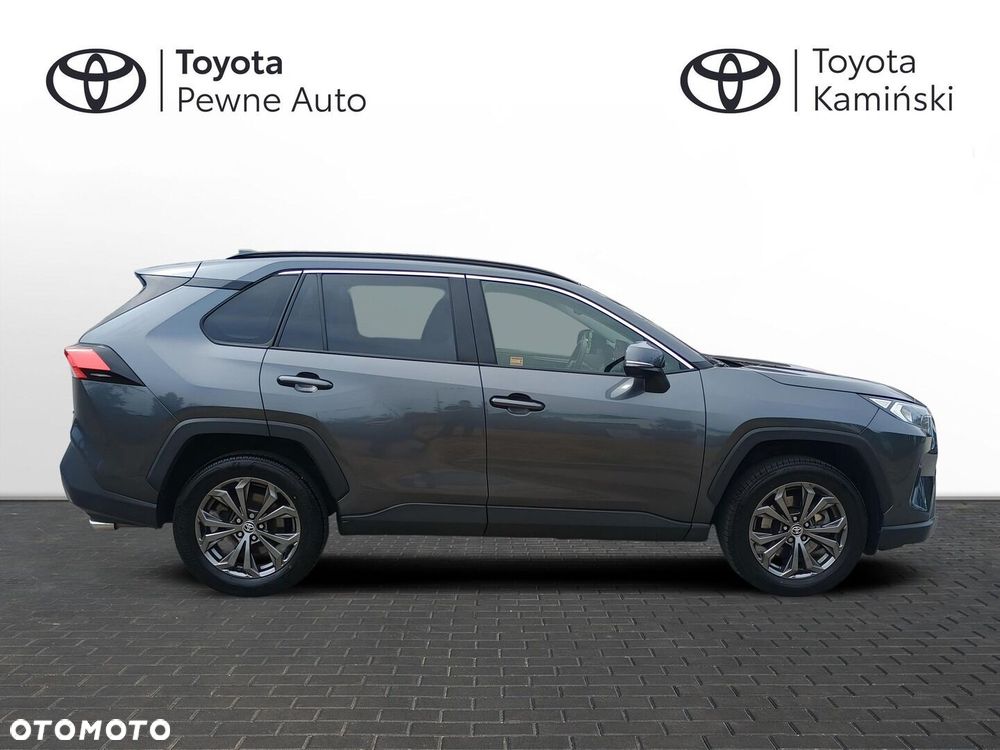 Toyota RAV4 - 6