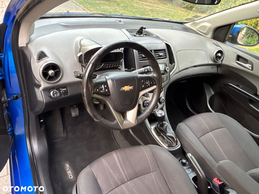 Chevrolet Aveo 1.6 LTZ S/S - 30