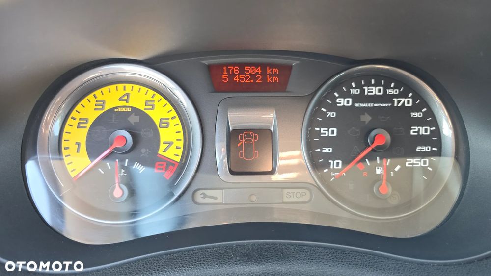 Renault Clio 2.0 16V Sport Euro5 - 16