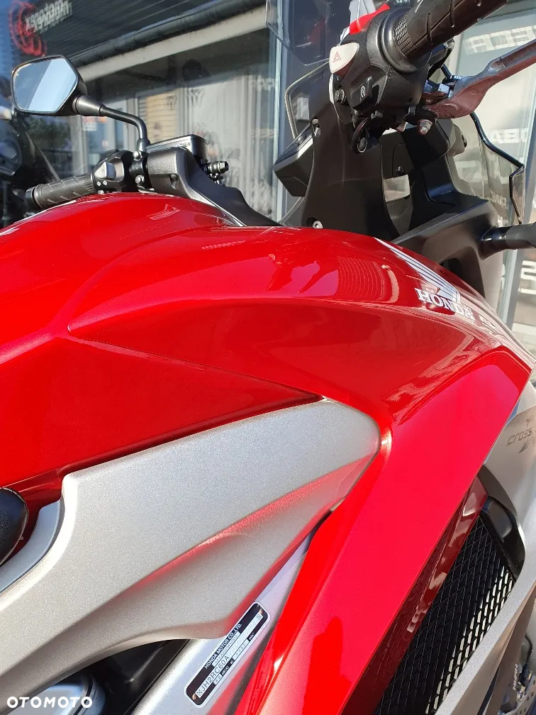 Honda VFR - 18