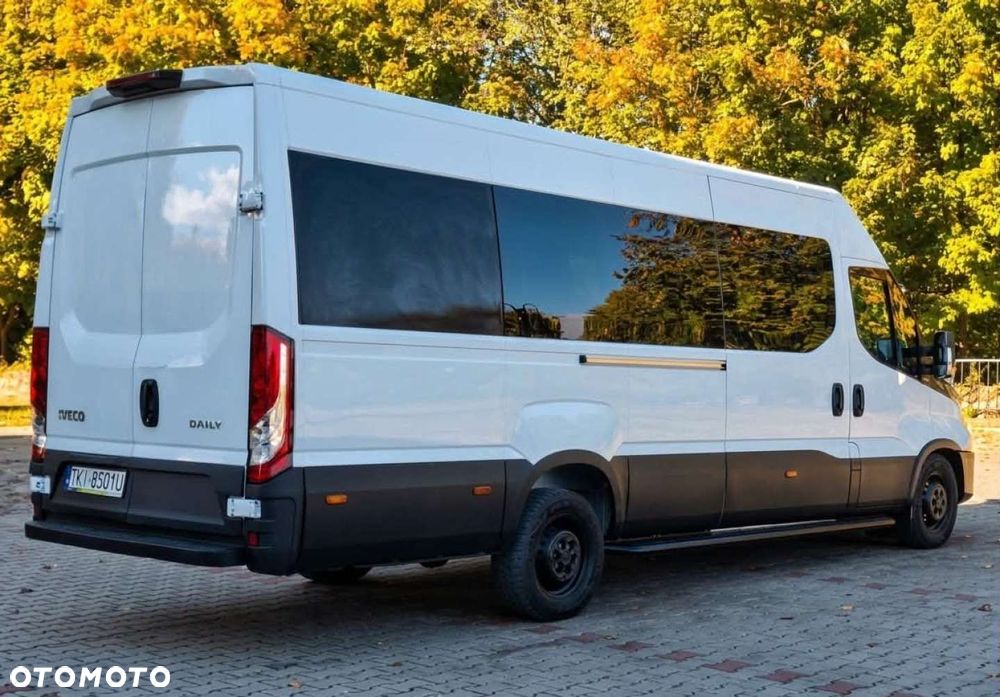 Iveco Daily 2023 photo 4
