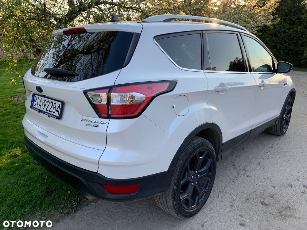 Ford Escape 2.0 EcoBoost AWD Titanium - 6