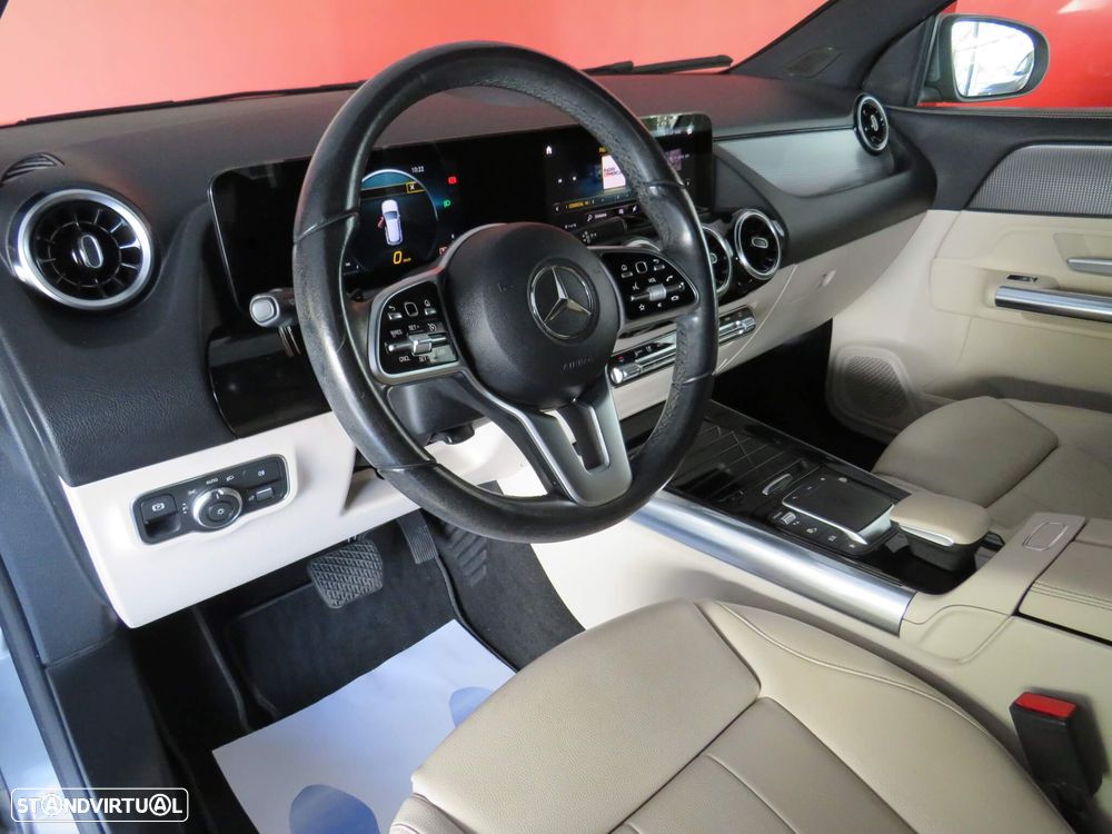 Mercedes-Benz GLA 180 d Style - 25
