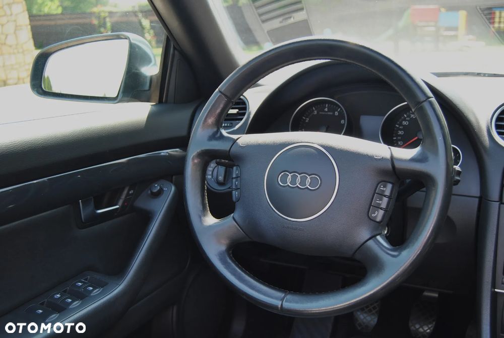 Audi A4 Cabrio 1.8 T quattro - 10