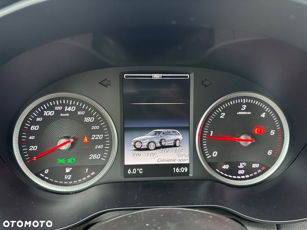 Mercedes-Benz Klasa C 200 (BlueTEC) d Avantgarde - 37