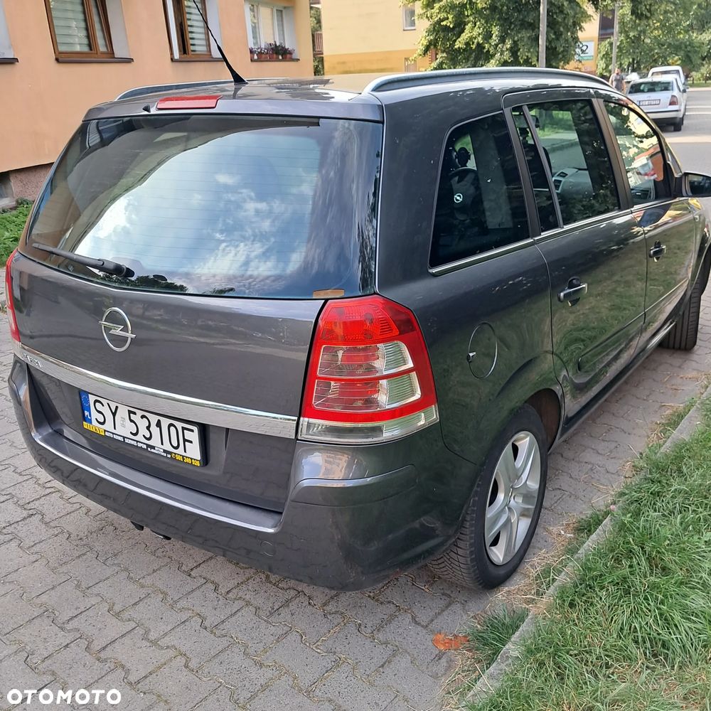 Opel Zafira 1.8 Elegance - 2