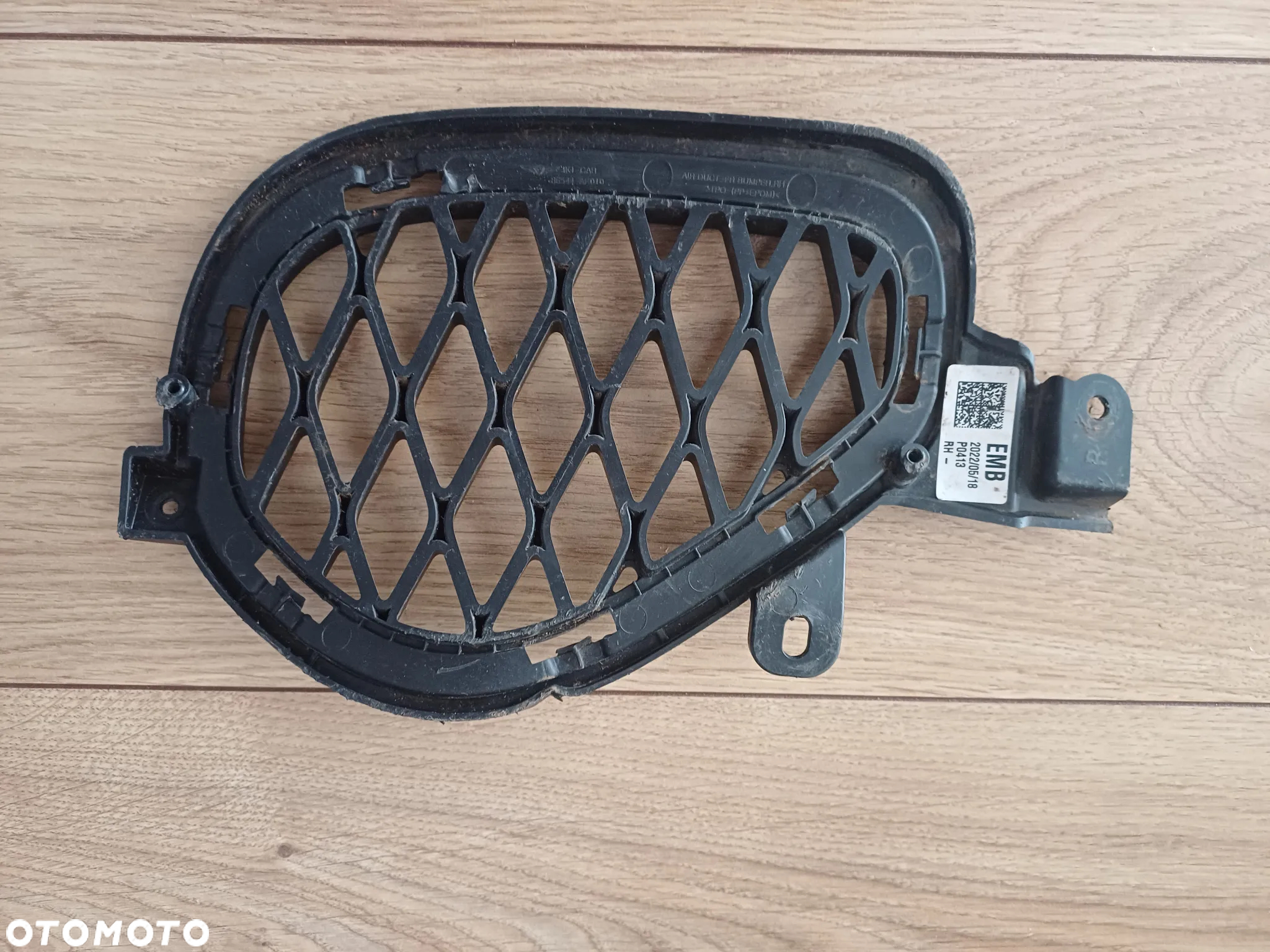 GENESIS GV70 22-24 KRATKA ZDERZAKA PRZÓD PRAWA ORYGINAŁ 86544AR010 WYSYŁKA 24H - 2