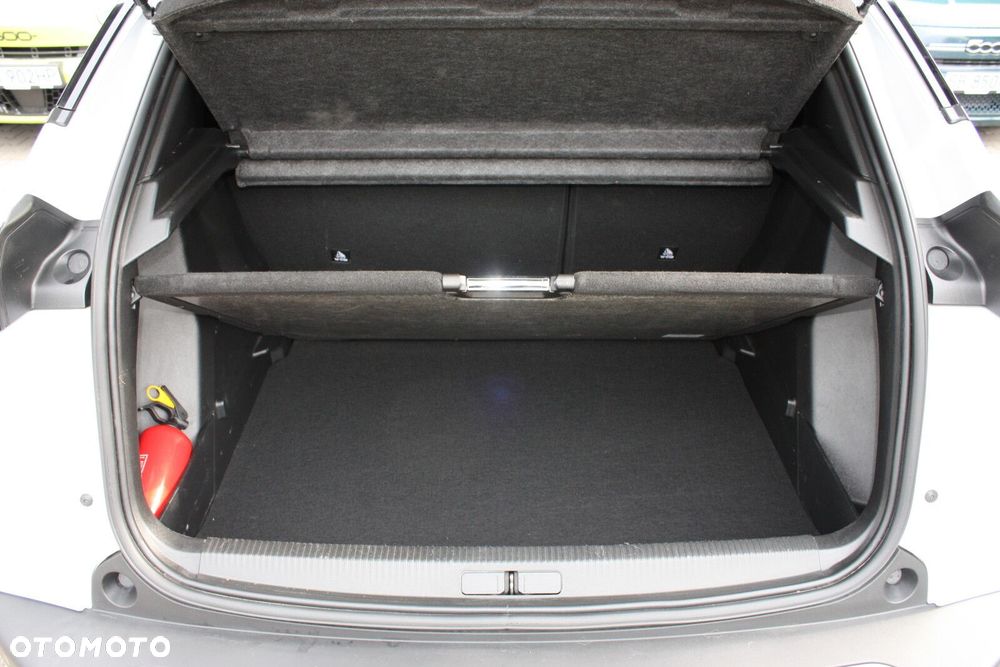 Peugeot 2008 1.2 PureTech Allure S&S EAT8 - 16