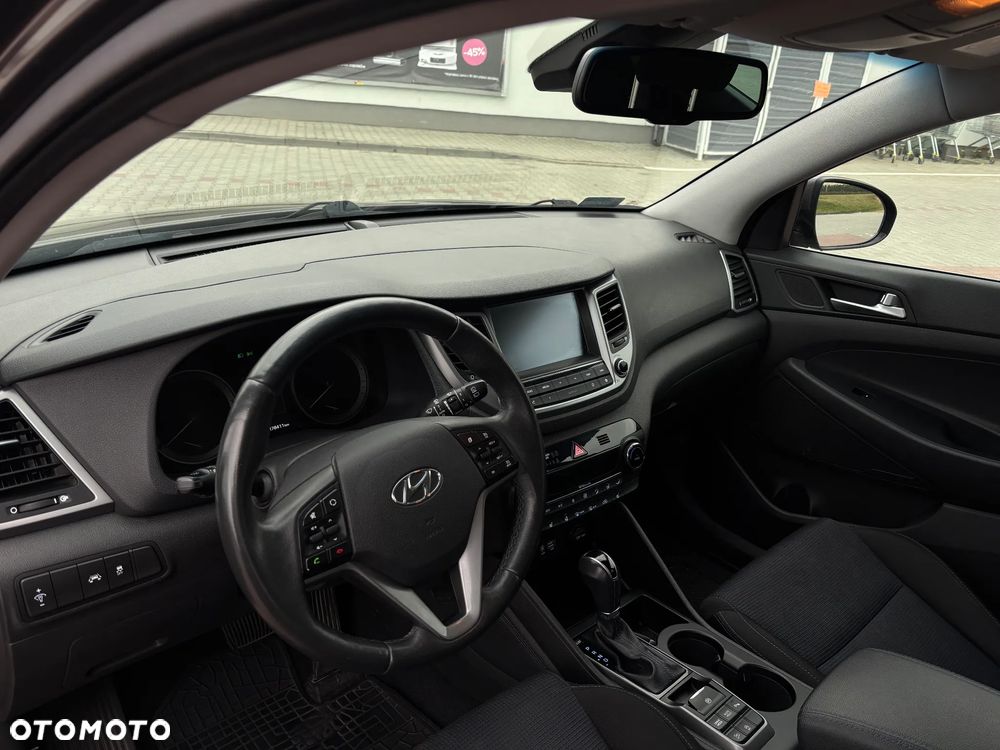 Hyundai Tucson 1.7 CRDI BlueDrive Style 2WD DCT - 19