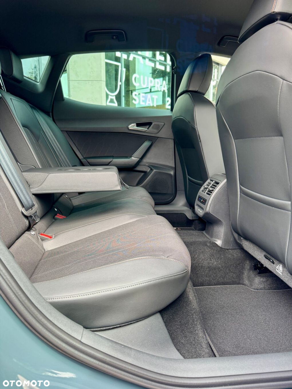 Cupra Formentor 1.5 eTSI mHEV DSG - 40