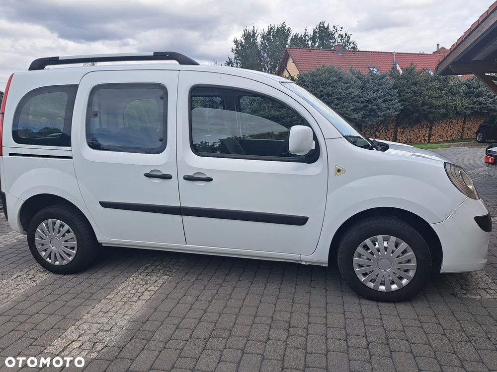Renault Kangoo 1.6 8V 90 Happy Family - 4