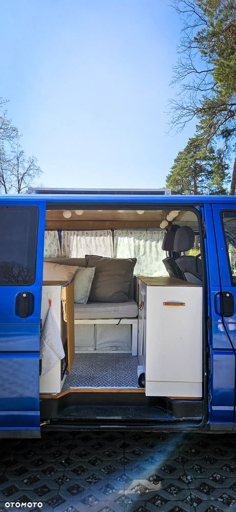 Volkswagen Transporter - 24