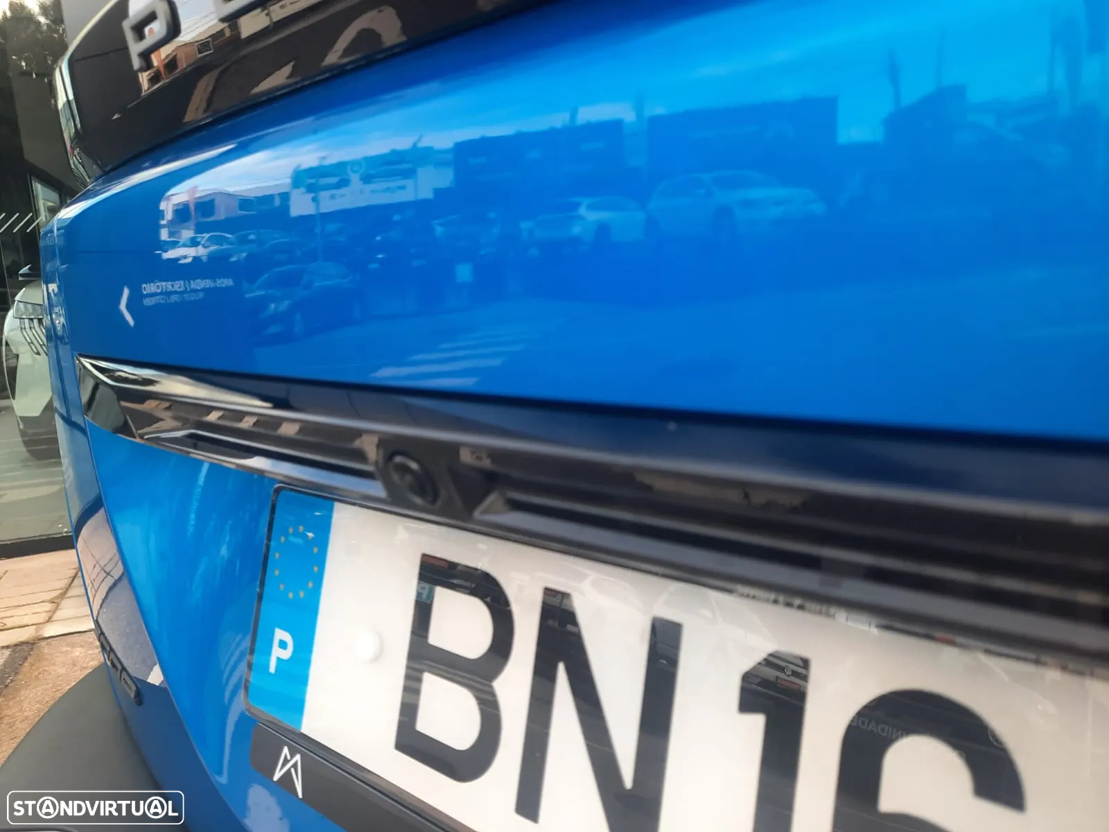 Peugeot 2008 1.2 PureTech Allure - 13